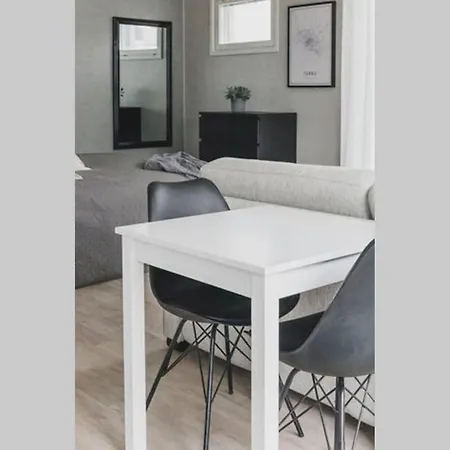 Beautiful New Studio Nearby The Center *